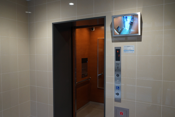 エレベーター